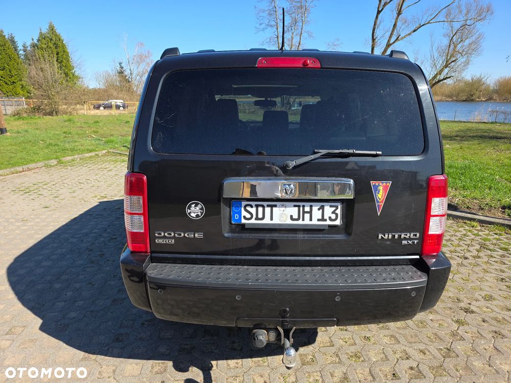 Dodge Nitro 2.8 CRD SXT - 2