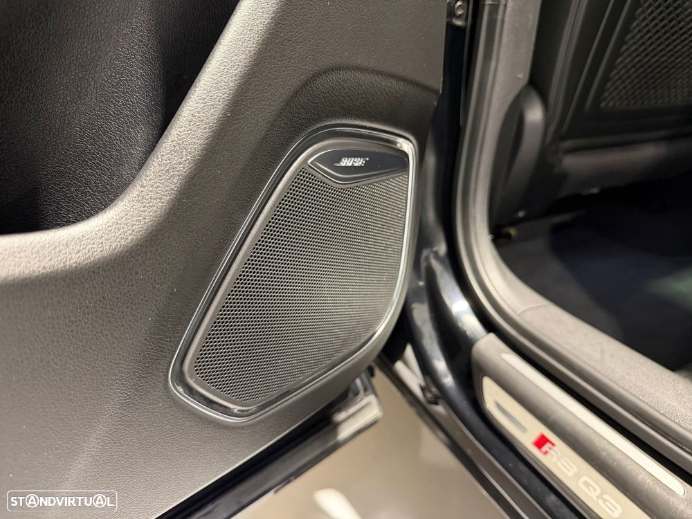 Audi RS Q3 2.5 TFSI quattro S tronic - 21