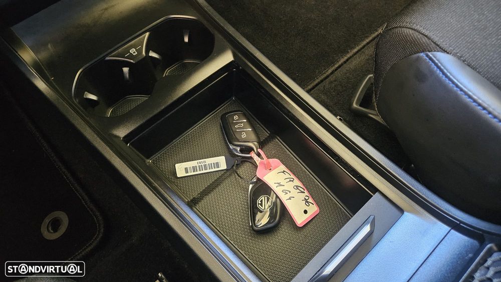 MG MG4 4 Luxury 64 kWh - 28