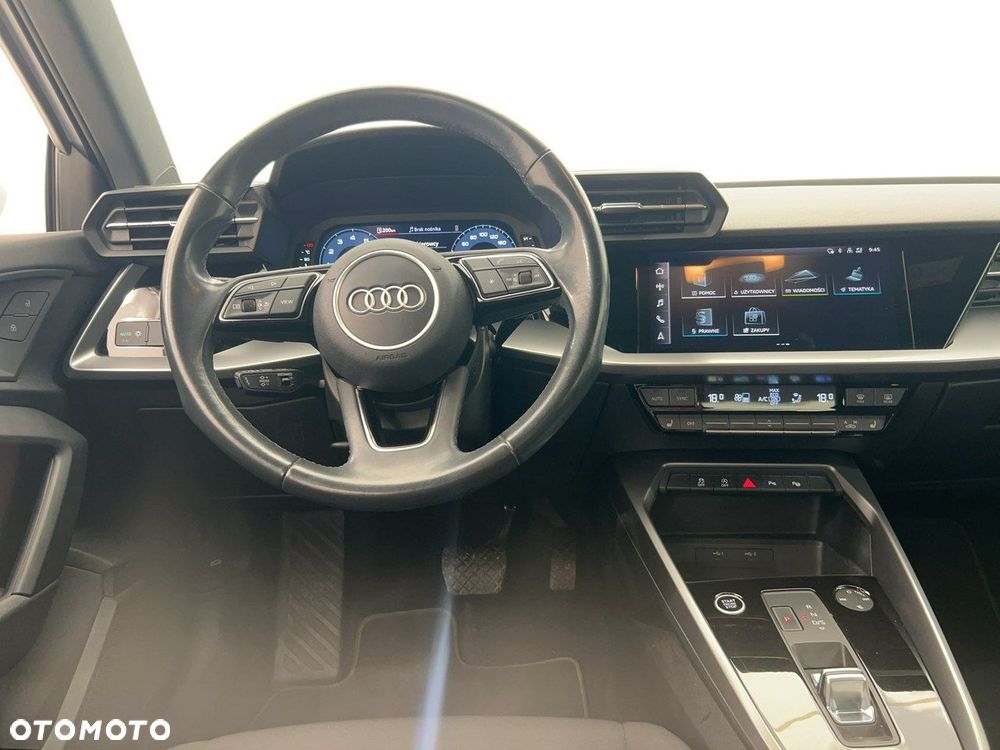 Audi A3 Sportback 35 TFSI mHEV S tronic - 9