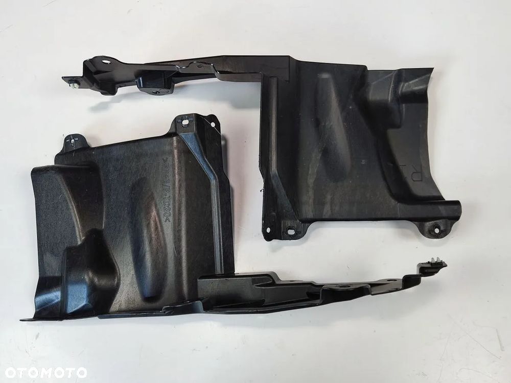 TOYOTA COROLLA E21 1.8h od 2019r Osłona Pod Silnik Prawa Lewa - 2