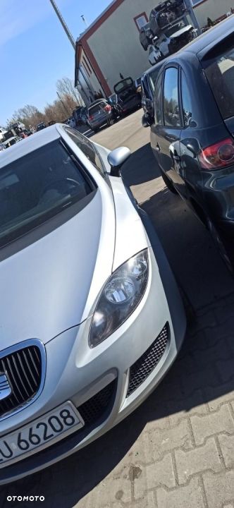 Leon 04- 2 1,6 mpi silnik BSE skrzynia AQ lakier L57Y CZĘŚCI BLACHARSKIE MECHANICZNE ZAWIESENIE - 3