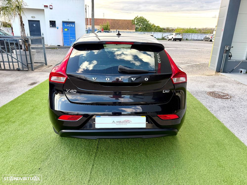 Volvo V40 2.0 D2 Momentum - 7