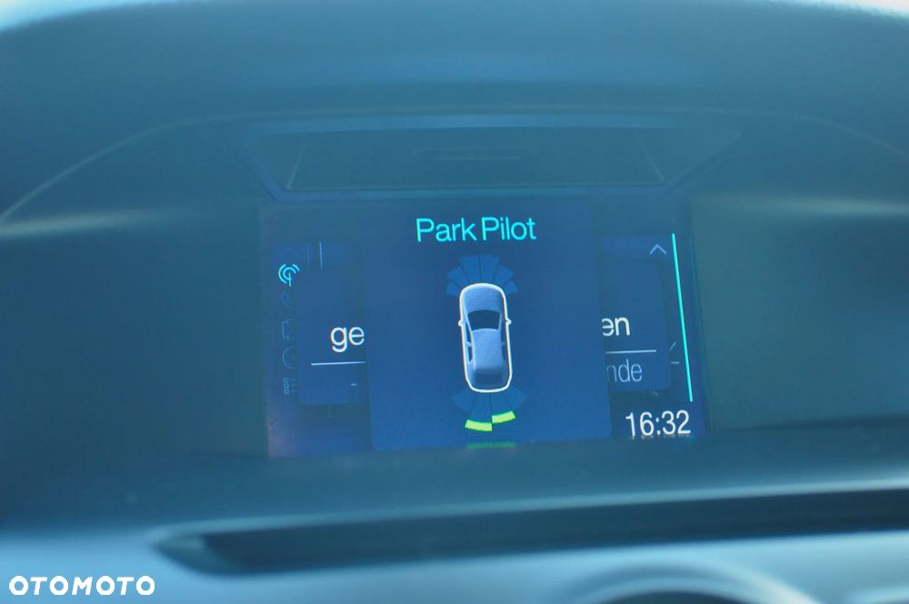 Ford Focus 1.0 EcoBoost Start-Stopp-System Champions Edition - 29