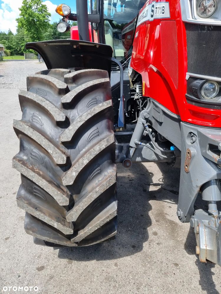 Massey Ferguson 7718 S - 19
