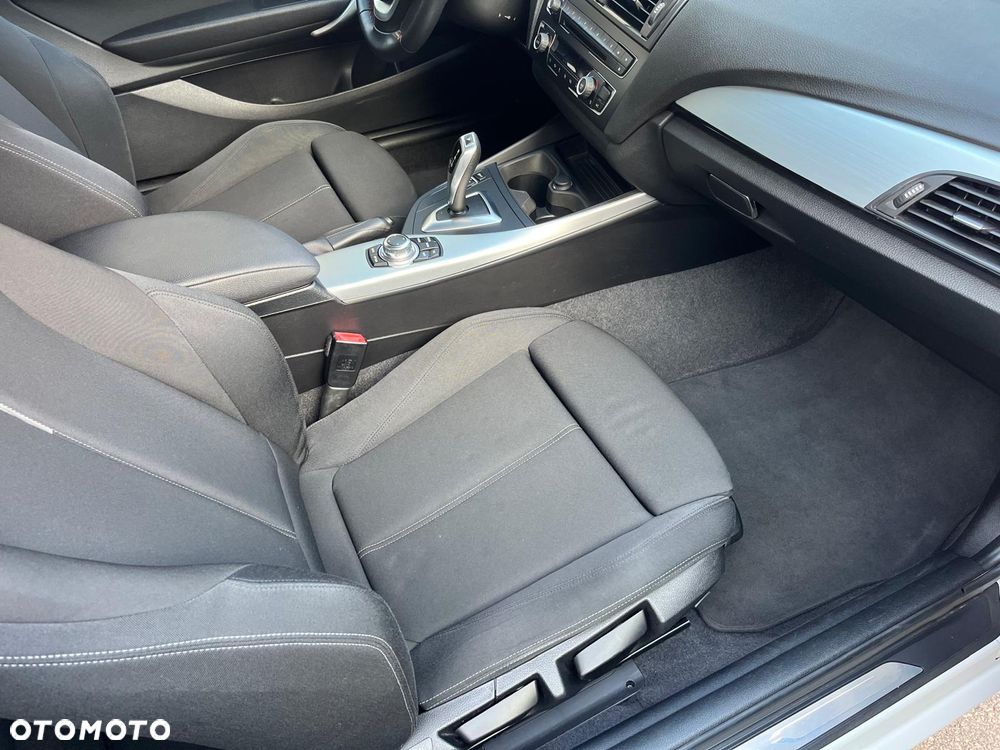 BMW Seria 1 116i Sport Line - 8