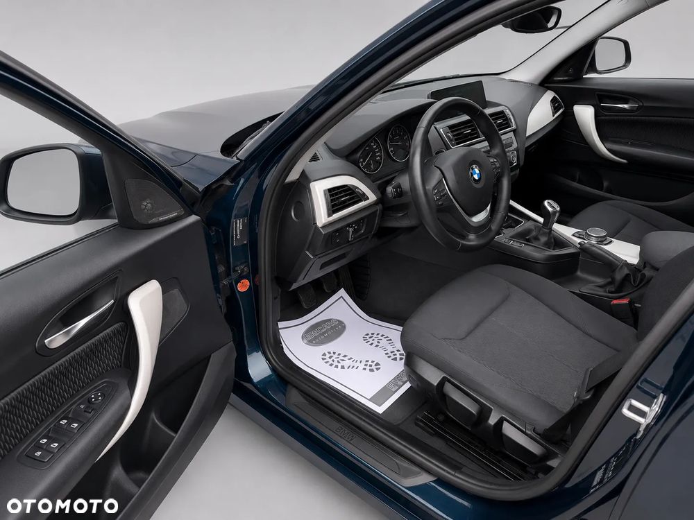 BMW Seria 1 118i Edition M Sport Shadow - 19