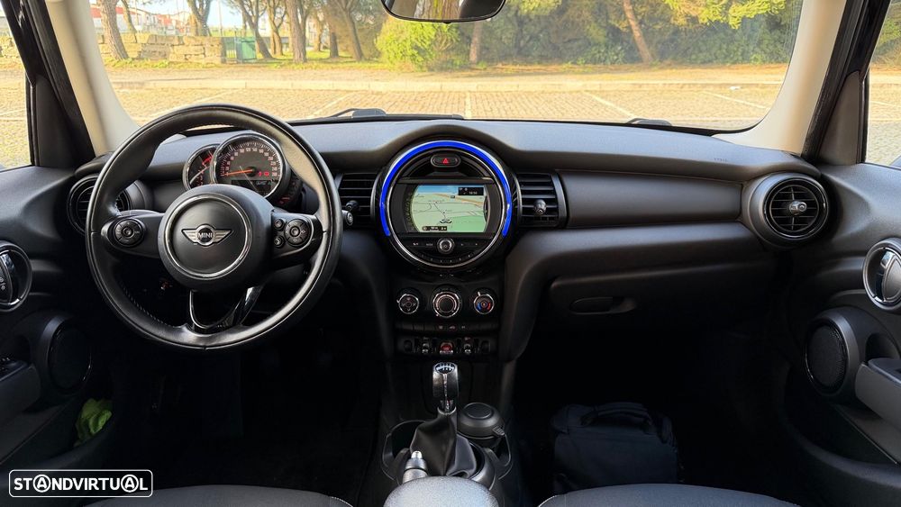 MINI 5 Portas One D - 5