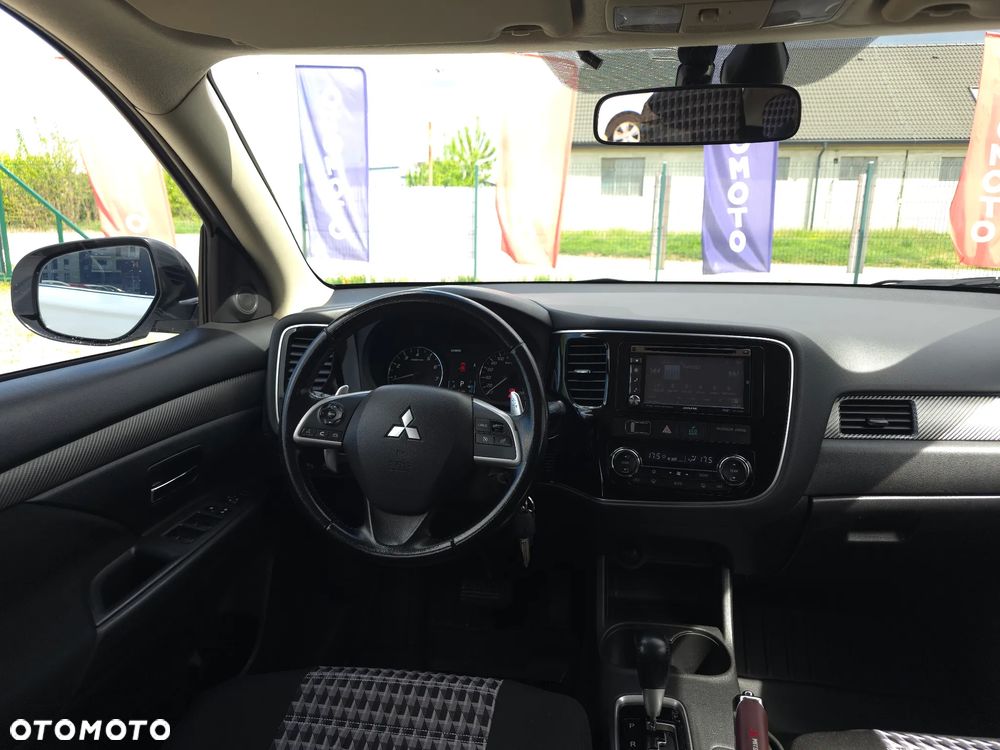 Mitsubishi Outlander 2.0 4WD CVT Edition+ - 35