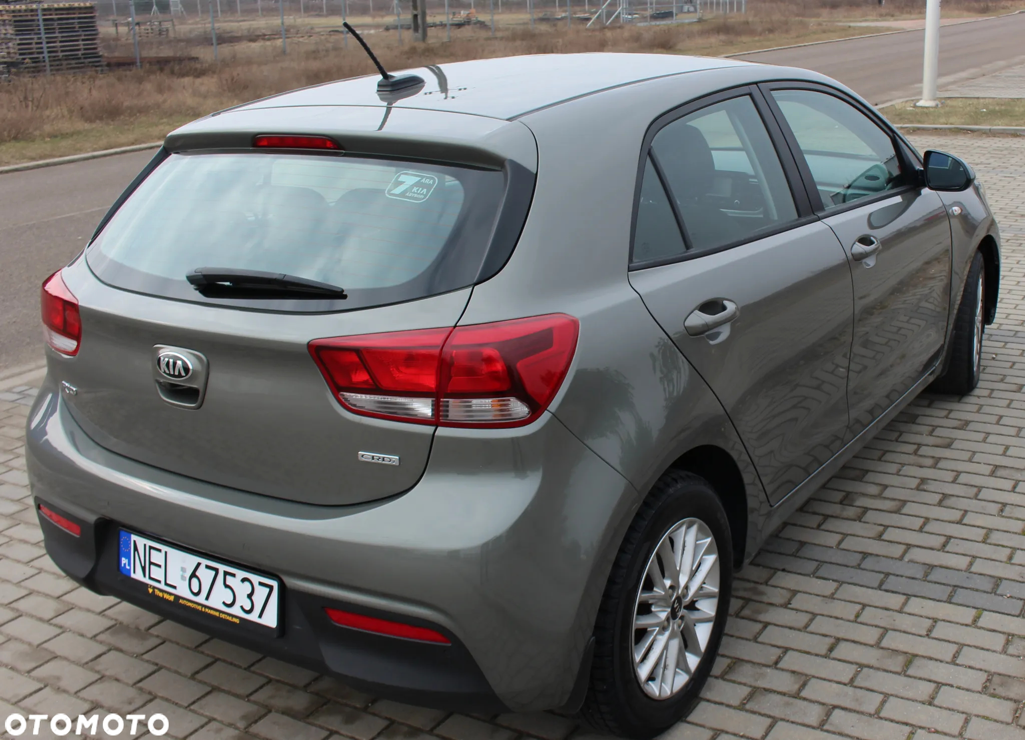 Kia Rio 1.4 crdi M - 7