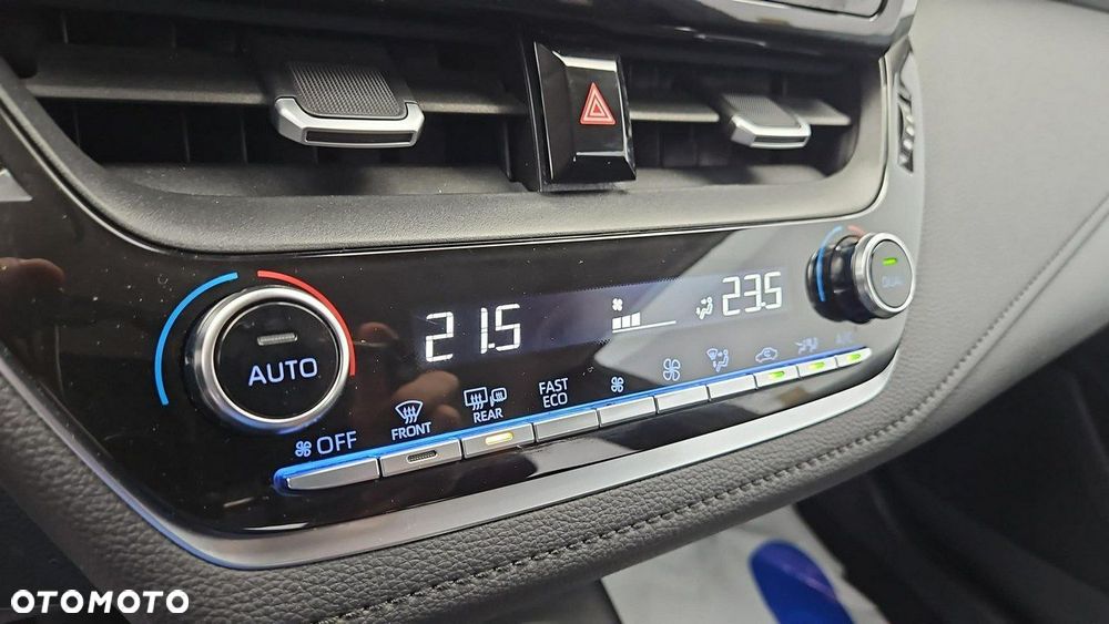 Toyota Corolla 1.5 Comfort - 19