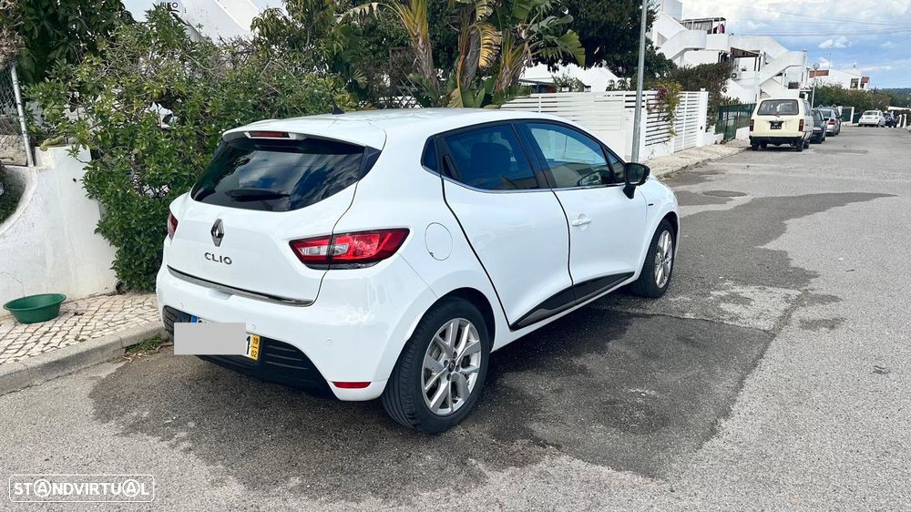 Renault Clio 0.9 TCe Limited Bi-Fuel - 2