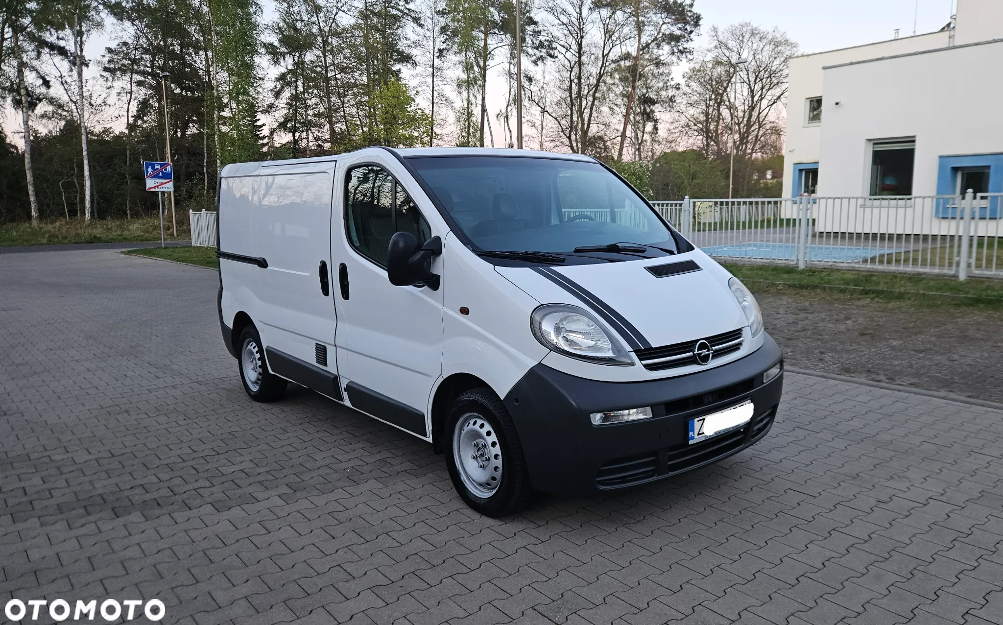 Opel Vivaro - 2