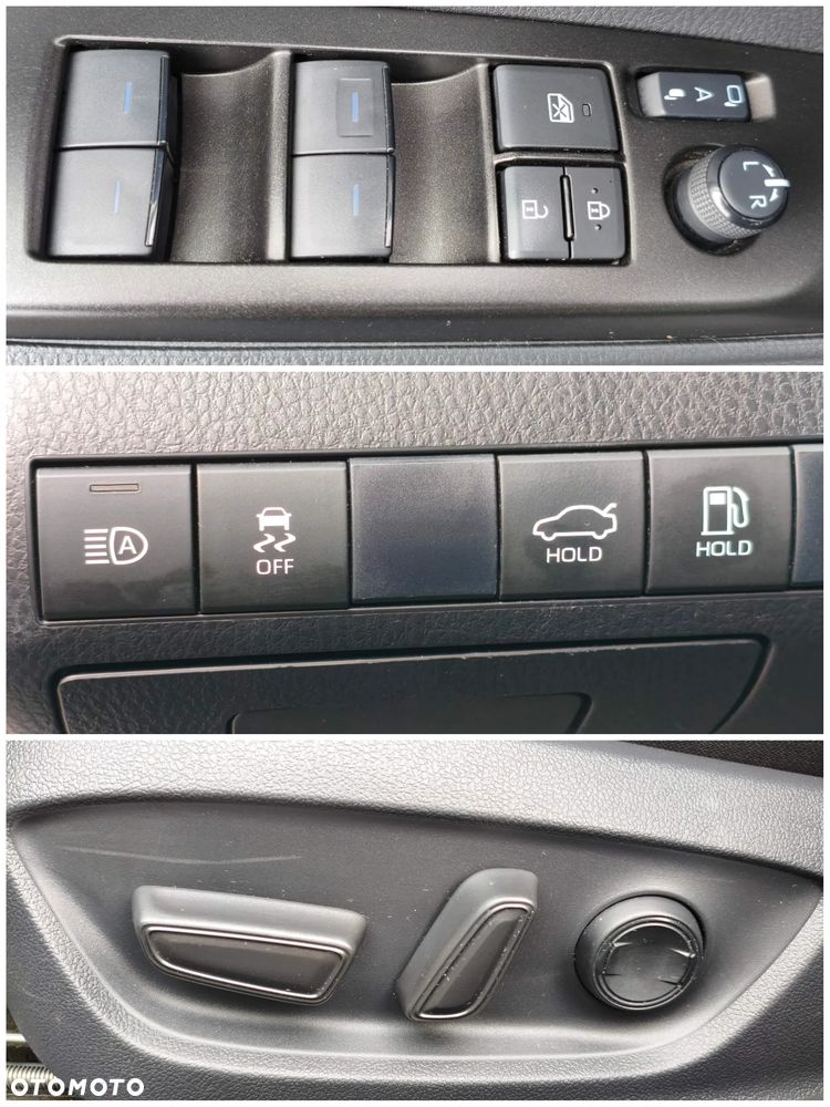 Toyota Camry 2.5 Hybrid Comfort CVT - 19