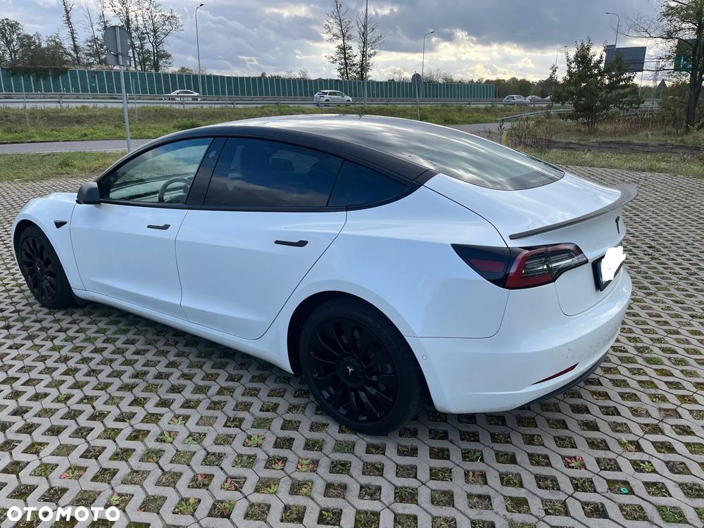 Tesla Model 3 Long Range AWD - 7