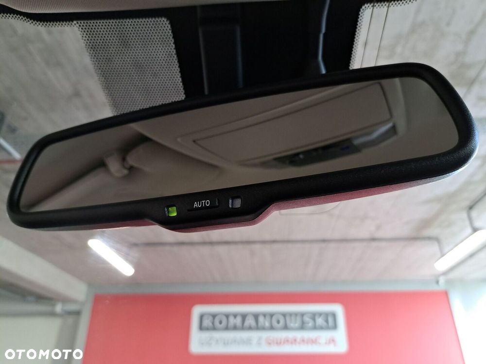 Lexus CT 200h Prestige - 32