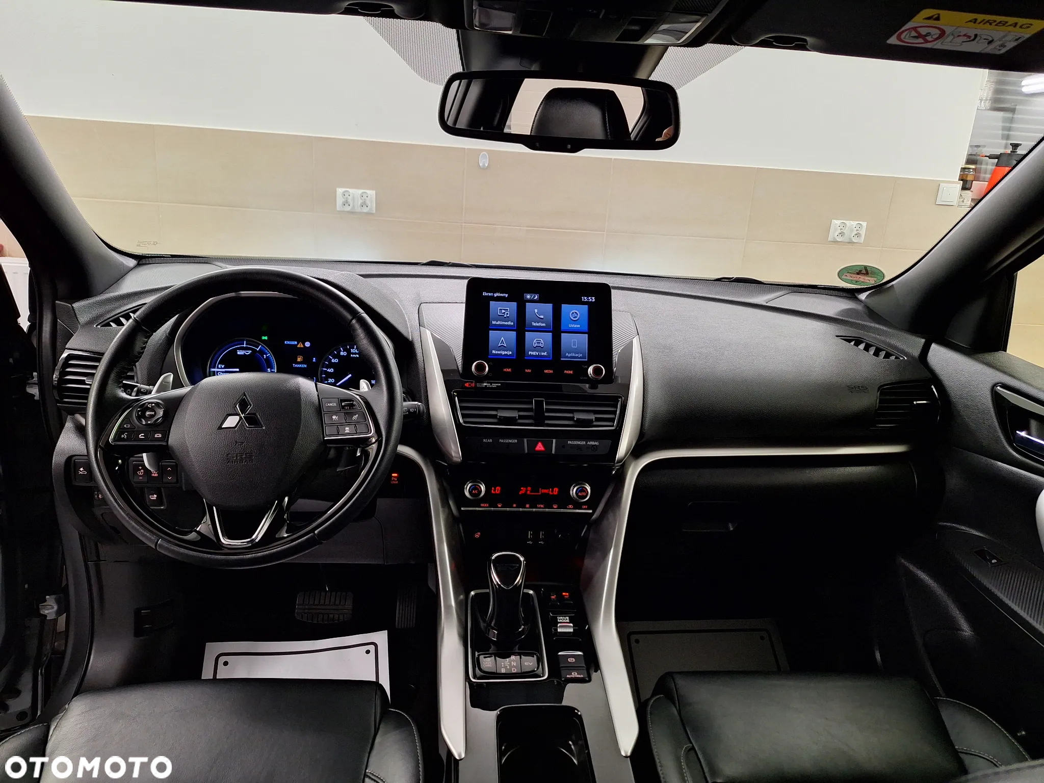 Mitsubishi Eclipse Cross Plug-In Hybrid 4WD Top - 24