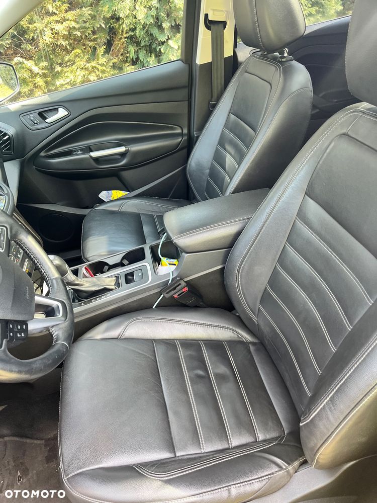 Ford Escape 2.0 EcoBoost AWD Titanium - 6