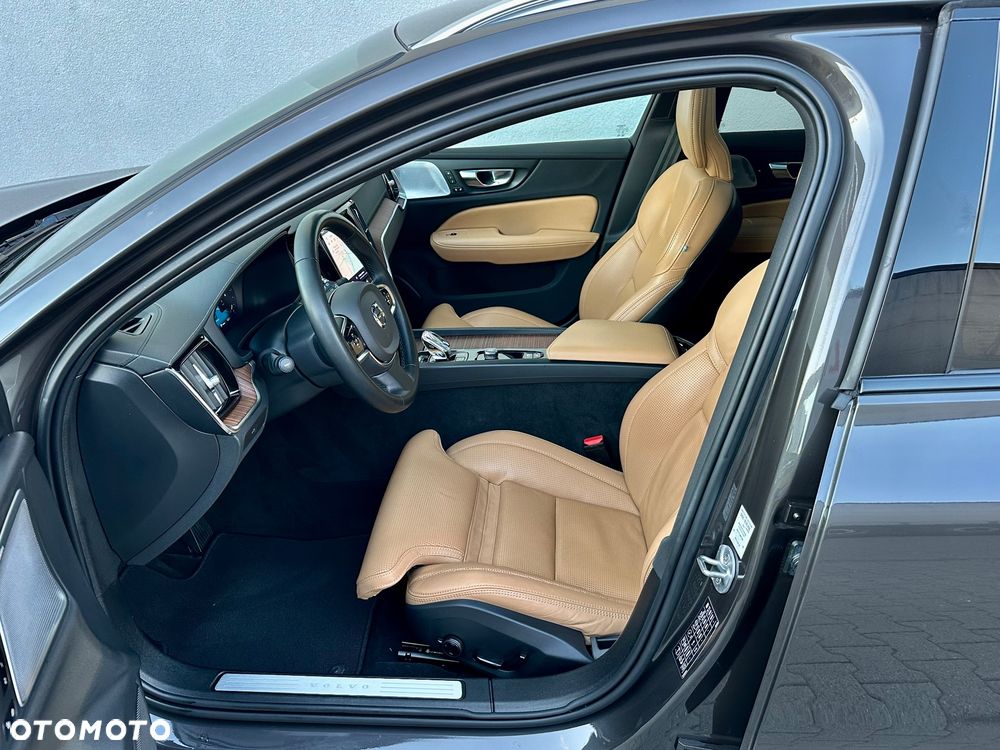 Volvo V60 ver-b4-d-awd-ultimate - 23