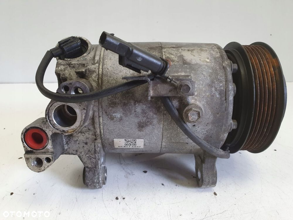 SPRĘŻARKA KLIMATYZACJI BMW X1 II F48 2.0 D pompa BEKLF4432 - 3