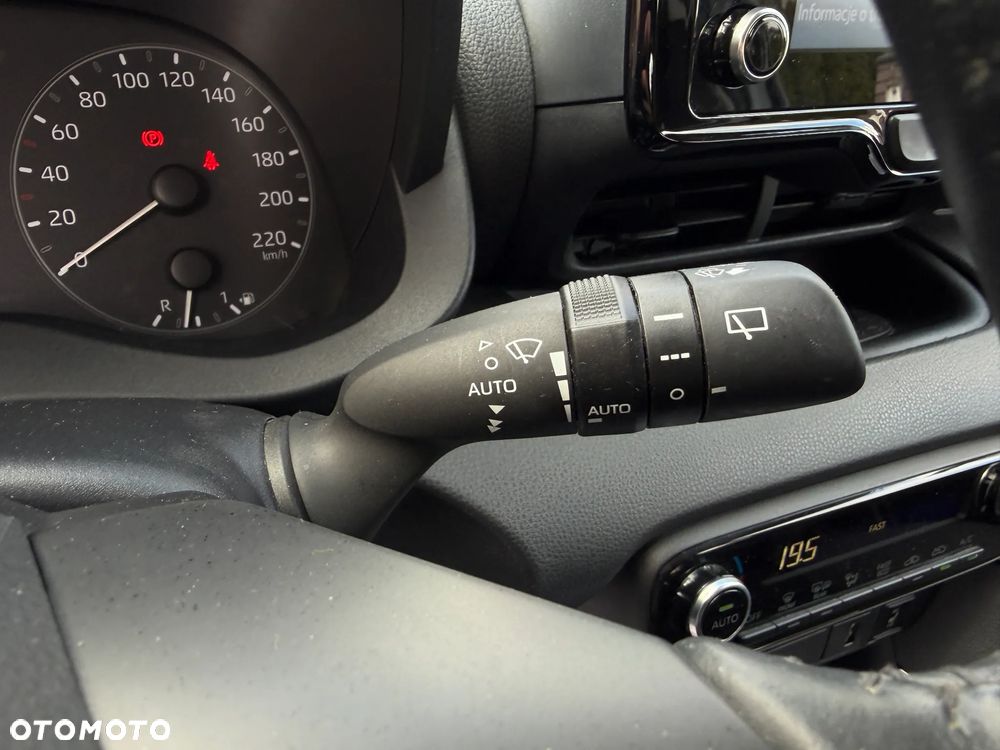 Toyota Yaris Hybrid 1.5 Comfort - 26