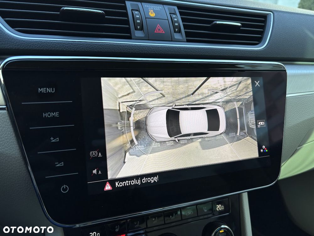 Skoda Superb 1.5 TSI L&K DSG - 10