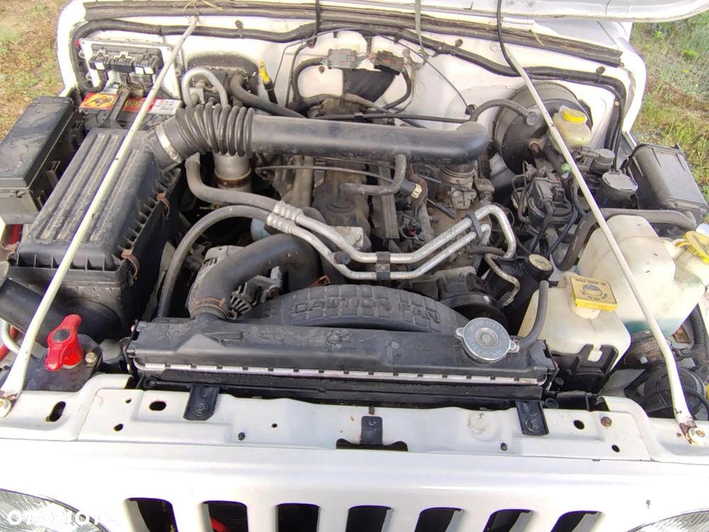 Jeep Wrangler - 10