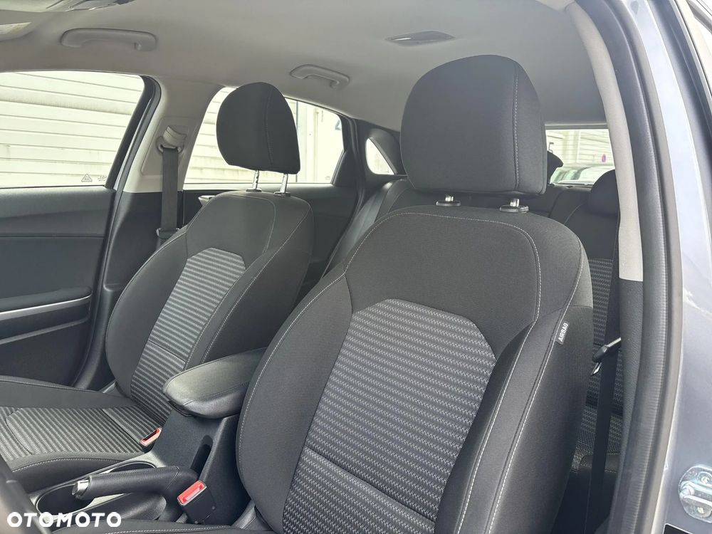 Kia Ceed 1.5 T-GDI M - 11