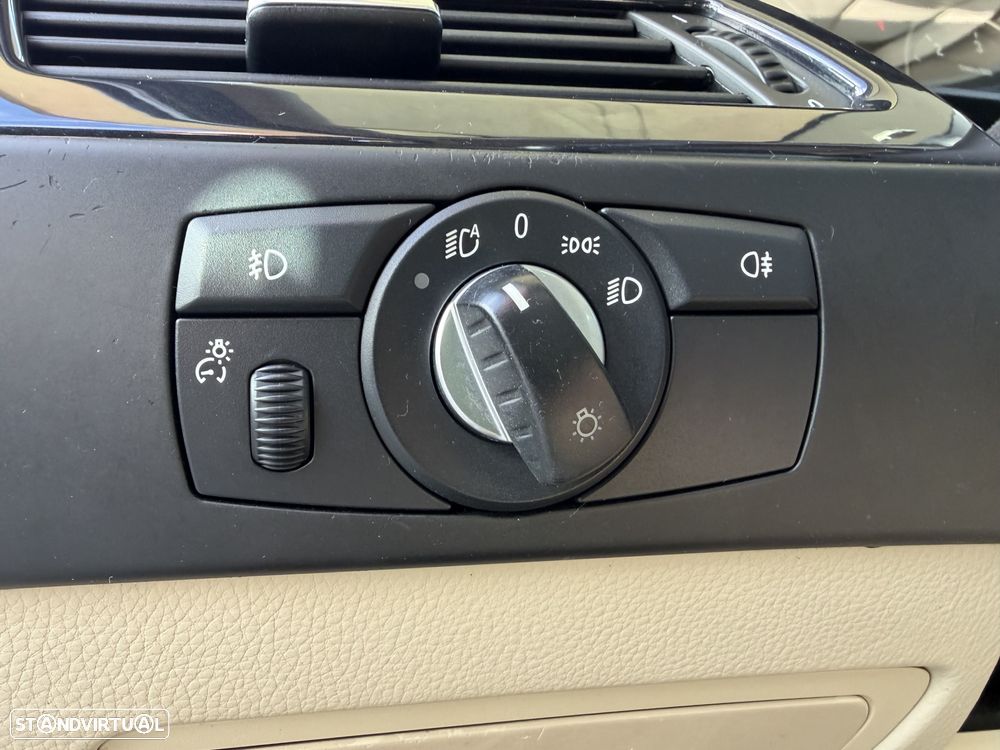 BMW 530 dA xDrive Executive - 17