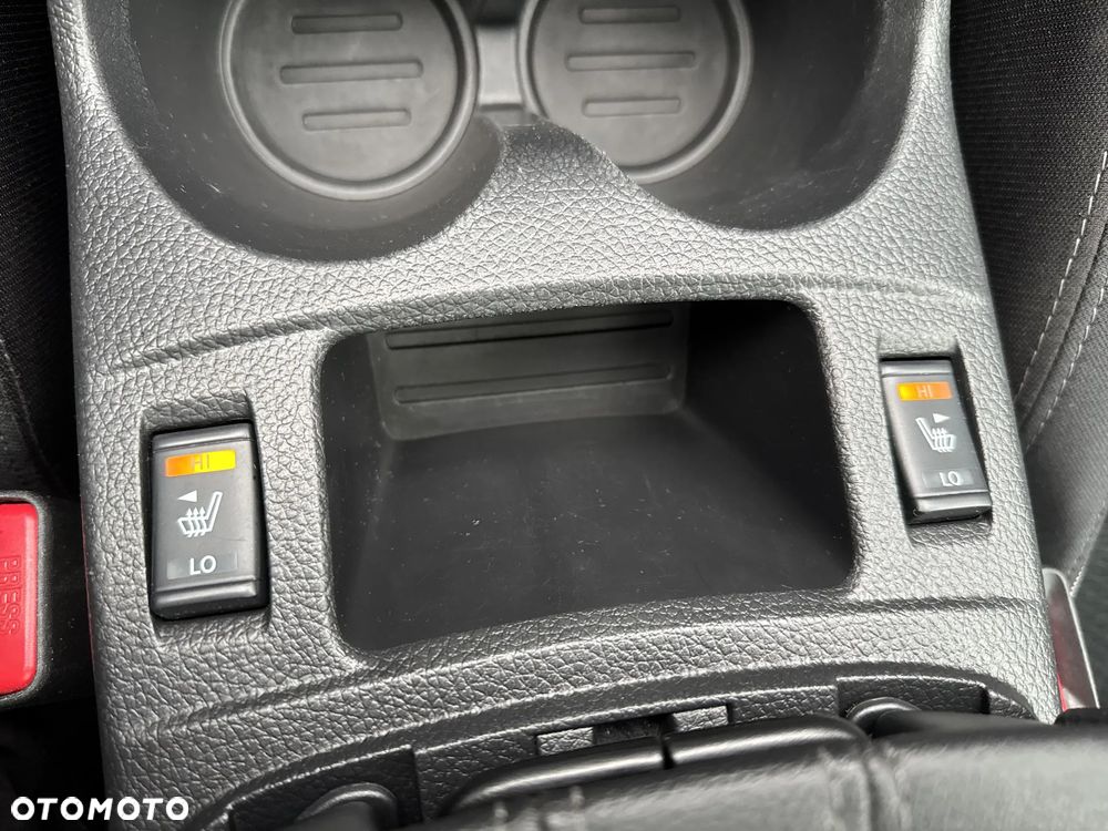 Nissan Qashqai 1.3 DIG-T N-CONNECTA - 22