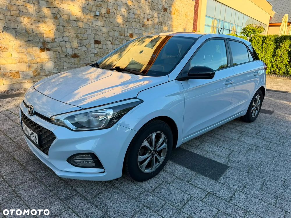 Hyundai i20 1.2 Trend - 14