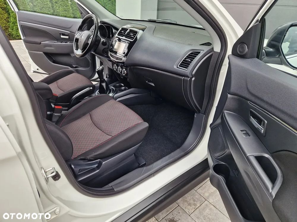 Mitsubishi ASX 1.6 2WD Diamant Edition+ - 21