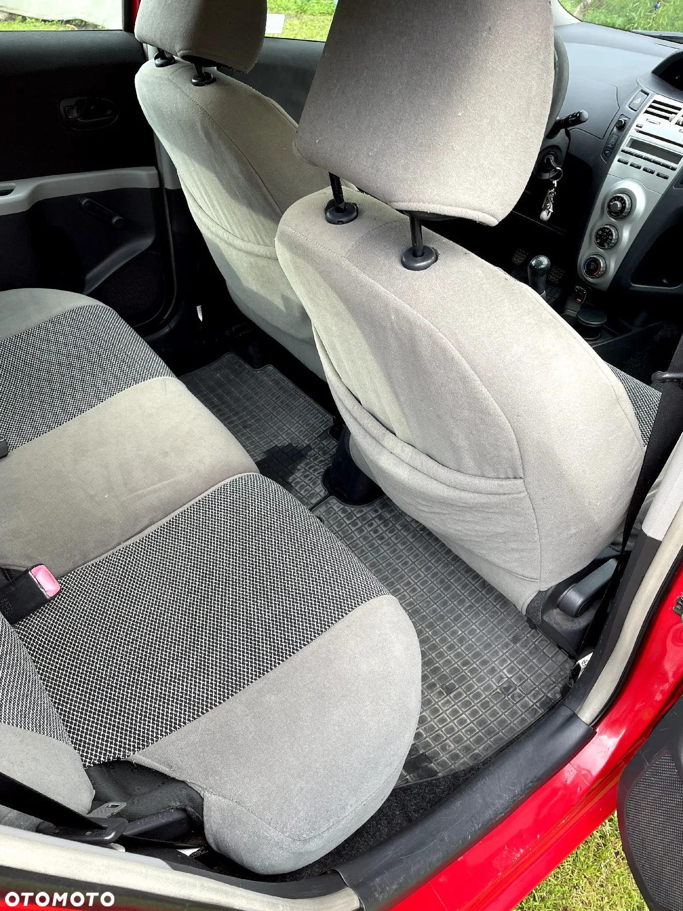 Toyota Yaris 1.0 Luna A/C - 11
