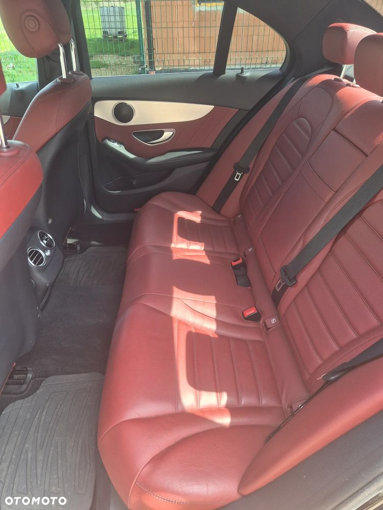 Mercedes-Benz Klasa C 200 4-Matic 7G-TRONIC - 16