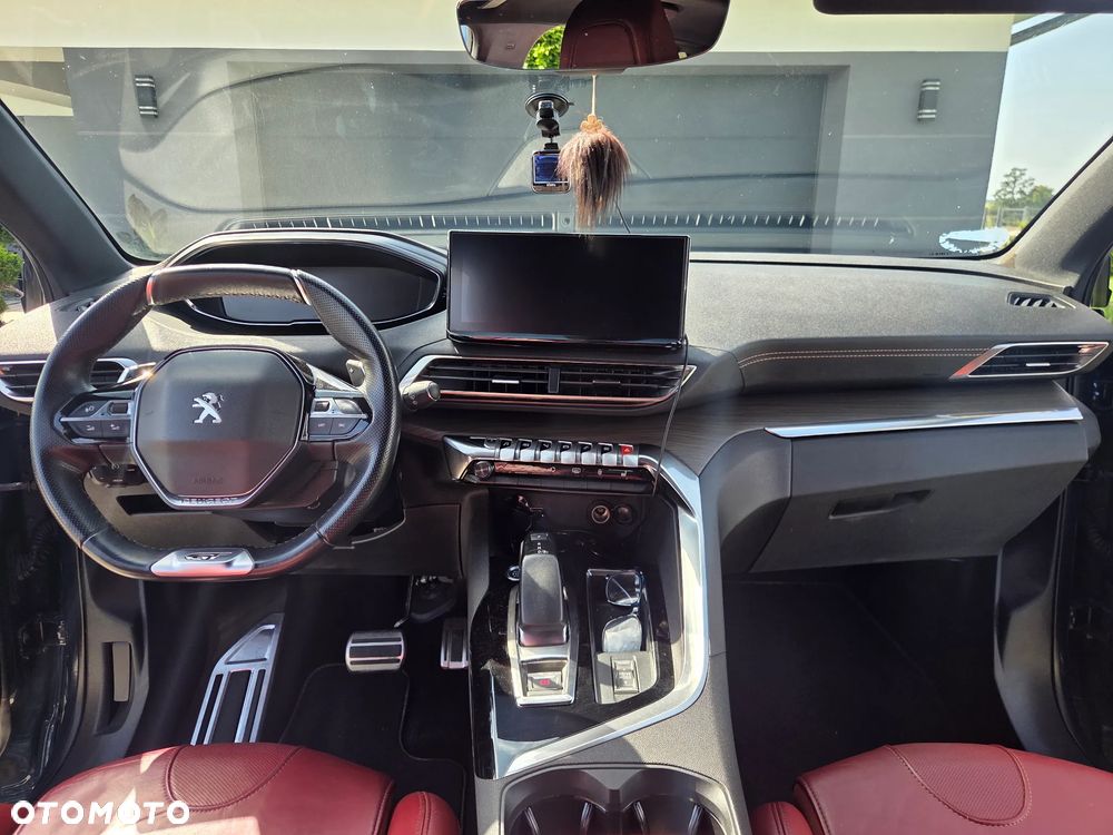 Peugeot 3008 1.6 PureTech HYbrid GT Line S&S EAT8 - 15