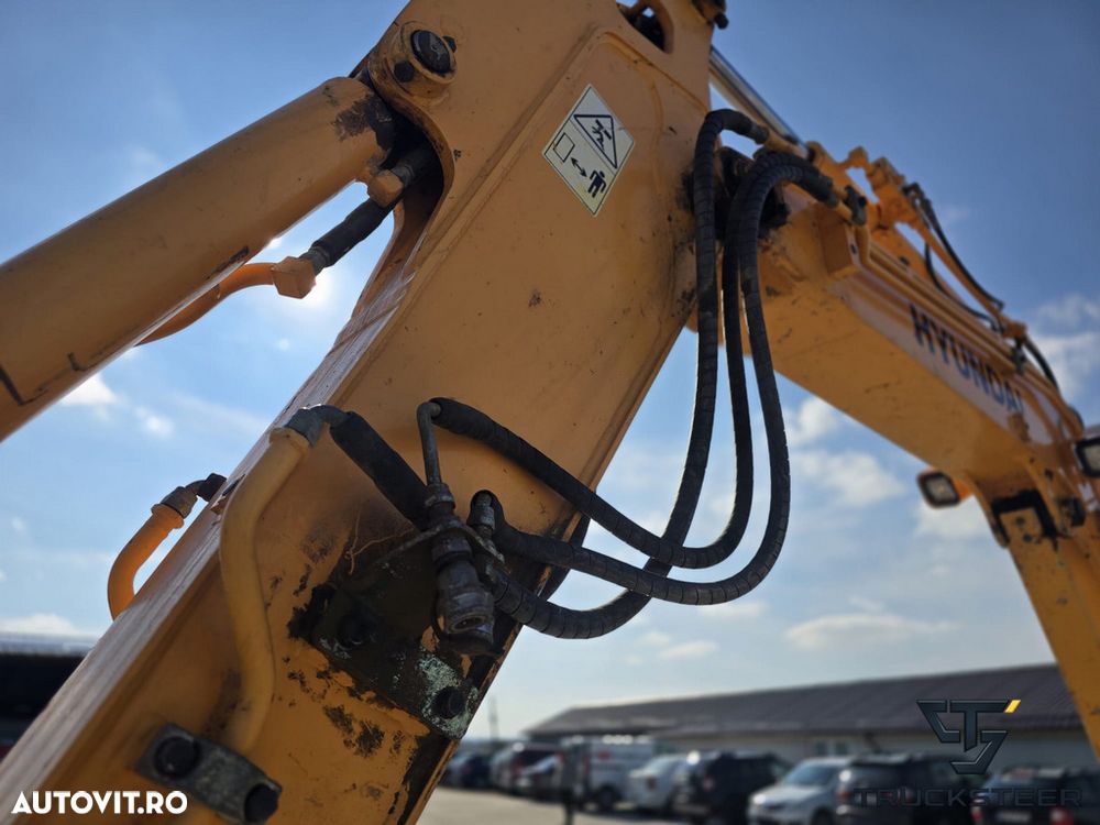 Hyundai 60CR-9R - 12