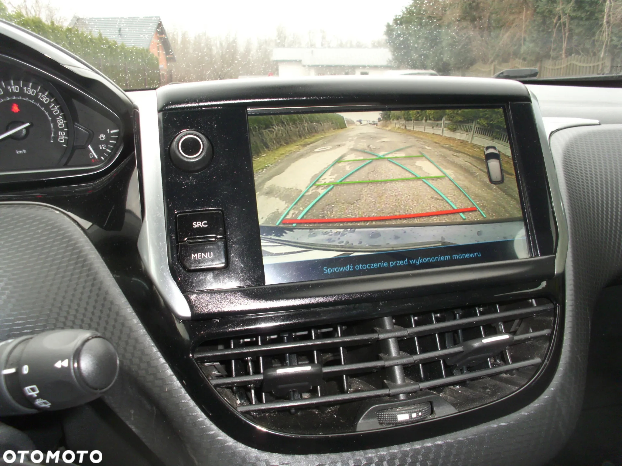Peugeot 208 1.2 PureTech GPF Allure S&S - 22