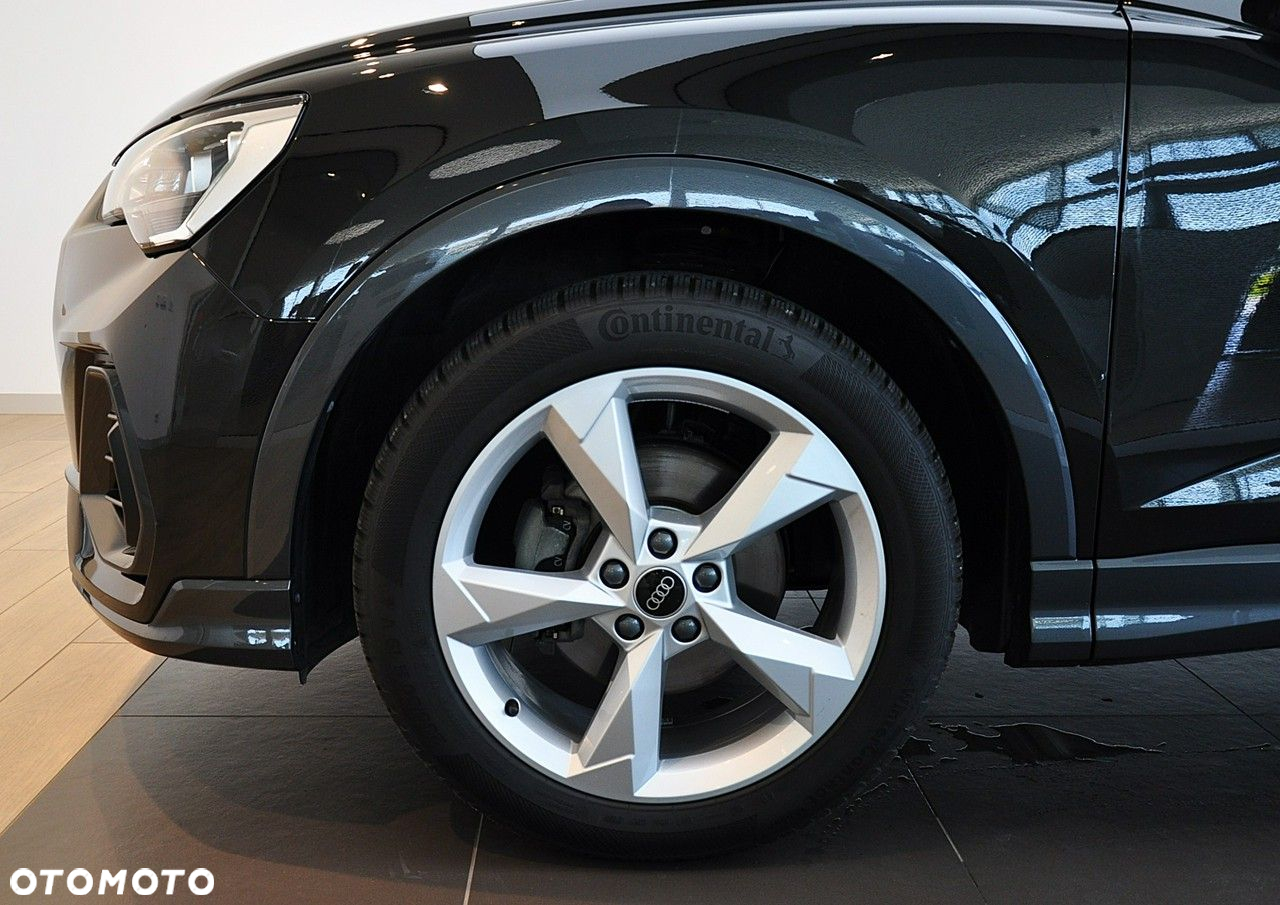 Audi Q3 Sportback - 9