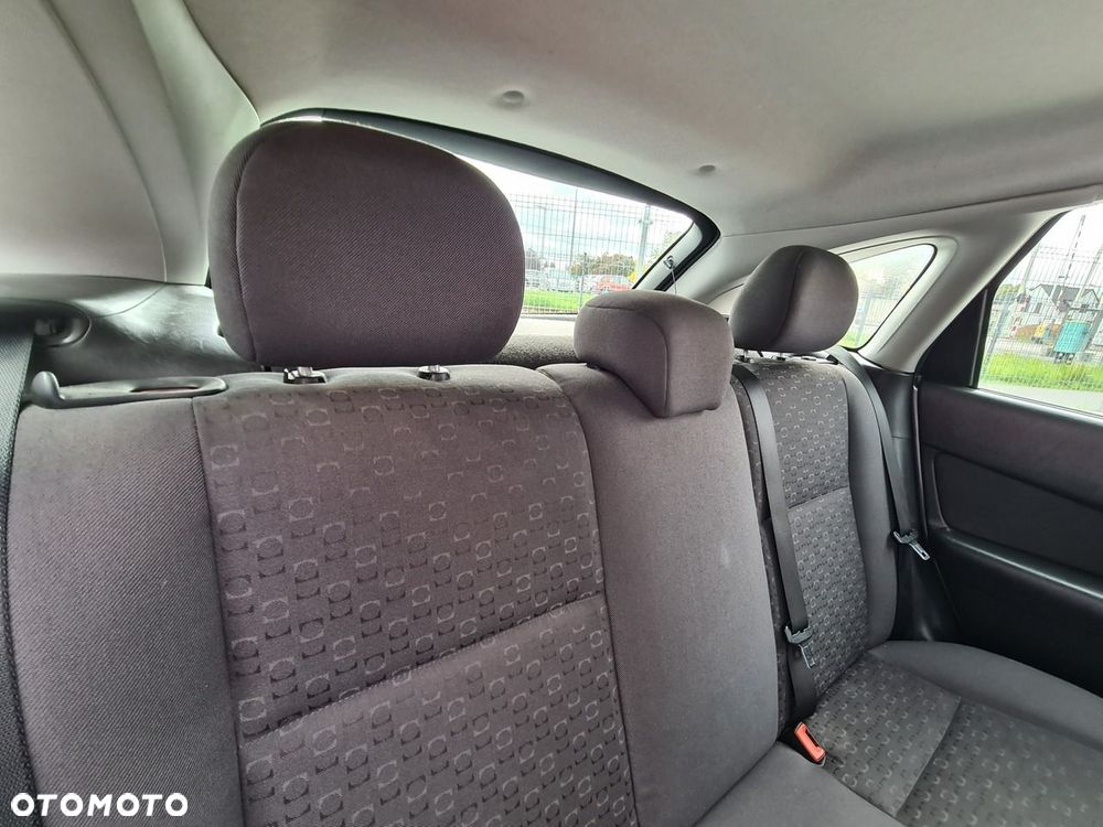 Ford Focus 1.6 16V Trend - 20