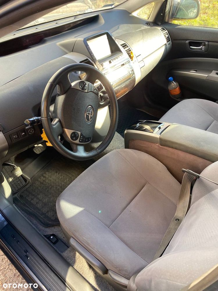 Toyota Prius 1.5 VVT-i Prestige - 5