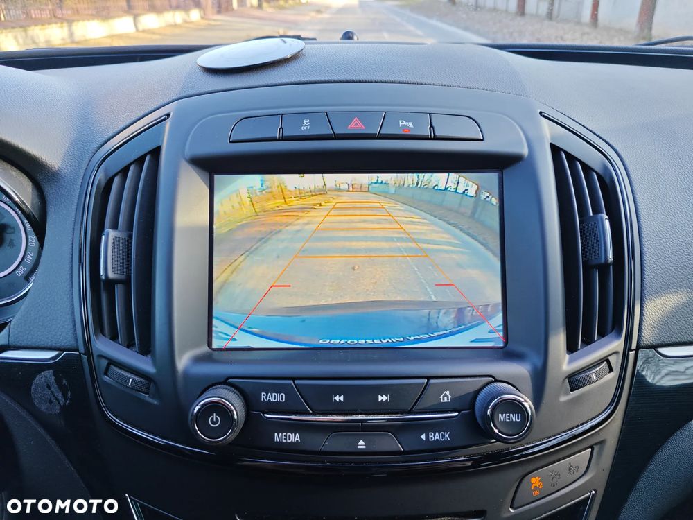 Opel Insignia 2.0 CDTI automatik Business Edition - 32