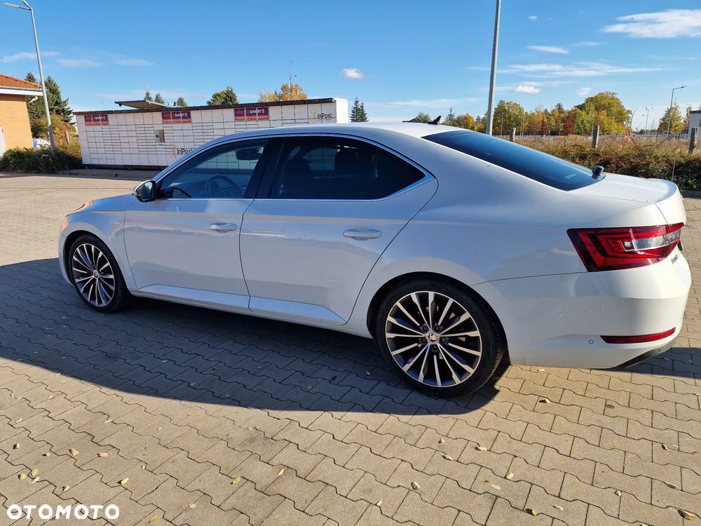Skoda Superb 2.0 TSI L&K DSG - 4