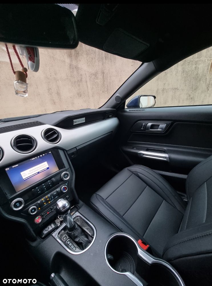 Ford Mustang - 9