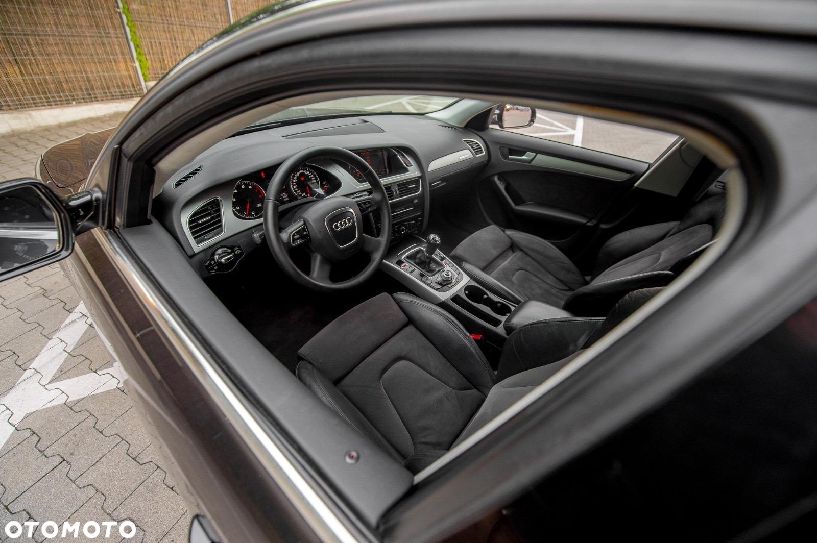 Audi A4 Avant 2.0 TFSI quattro Ambiente - 17