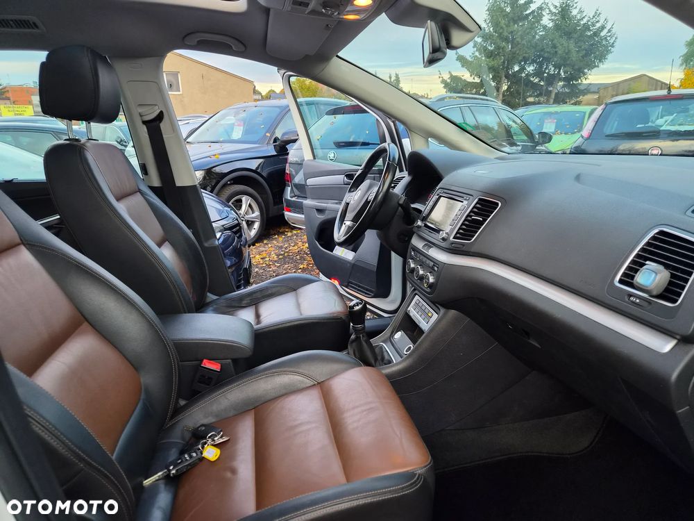 Volkswagen Sharan 2.0 TDI Highline - 22
