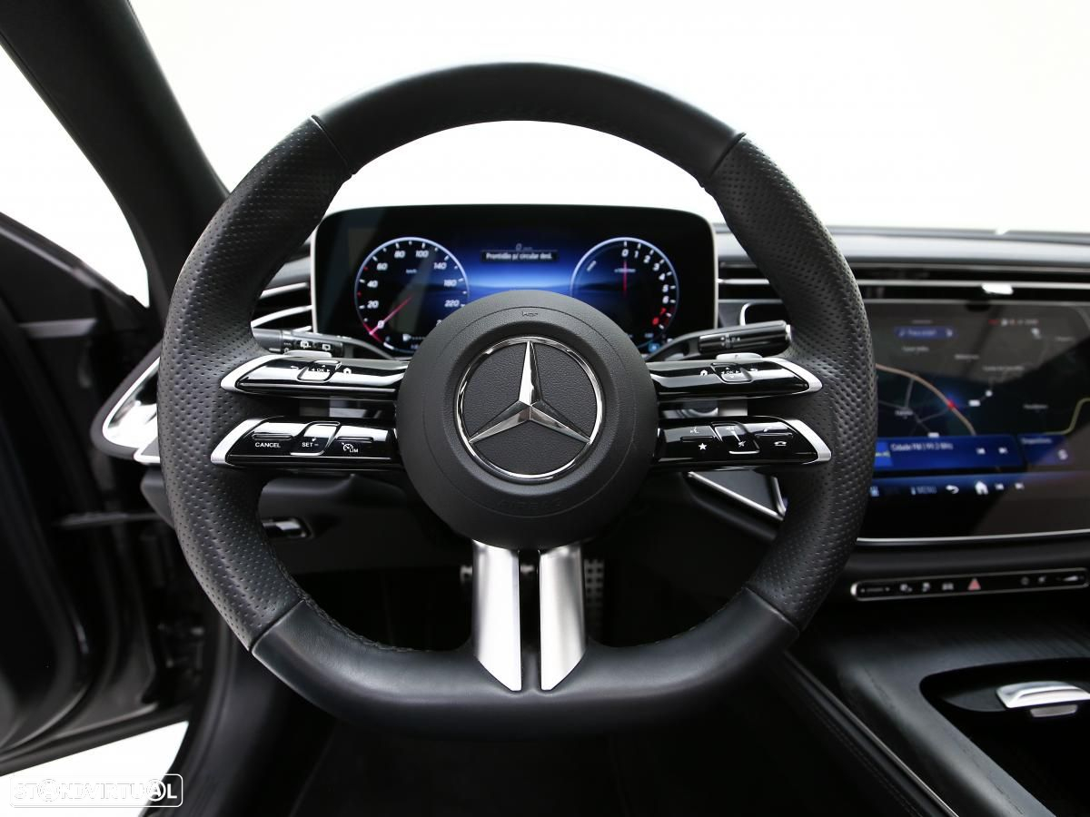 Mercedes-Benz E 300 e AMG Line - 23