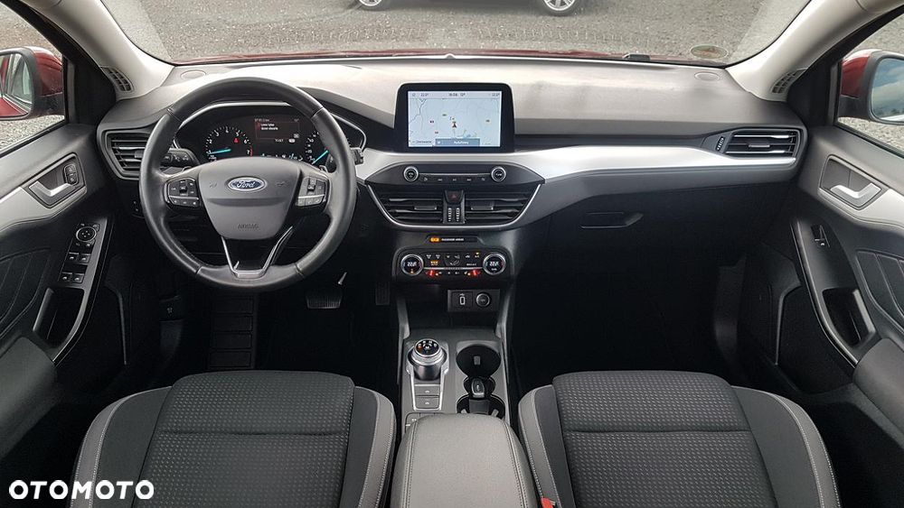 Ford Focus 1.0 EcoBoost Titanium Business - 14