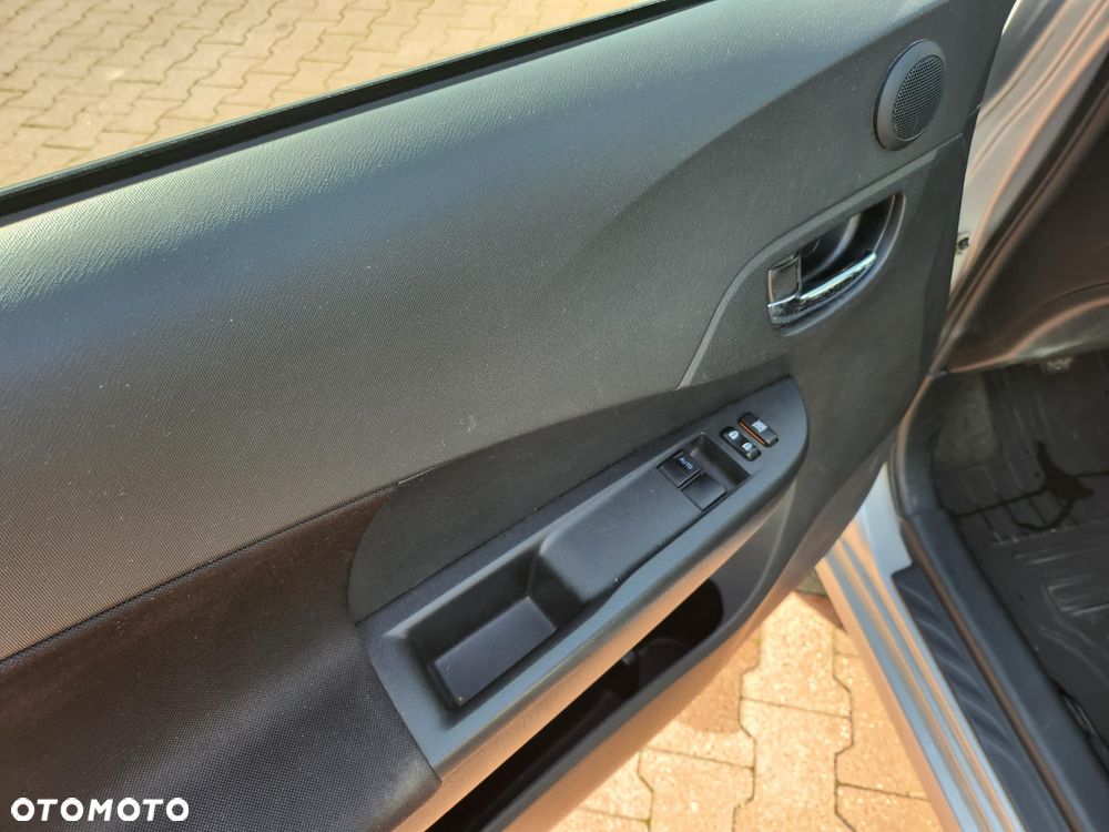 Toyota Verso S 1.33 VVT-i - 16