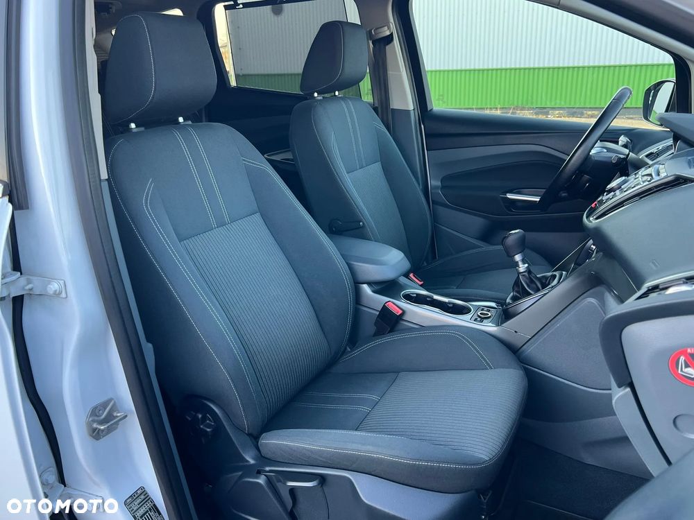 Ford C-MAX 2.0 TDCi Titanium - 17