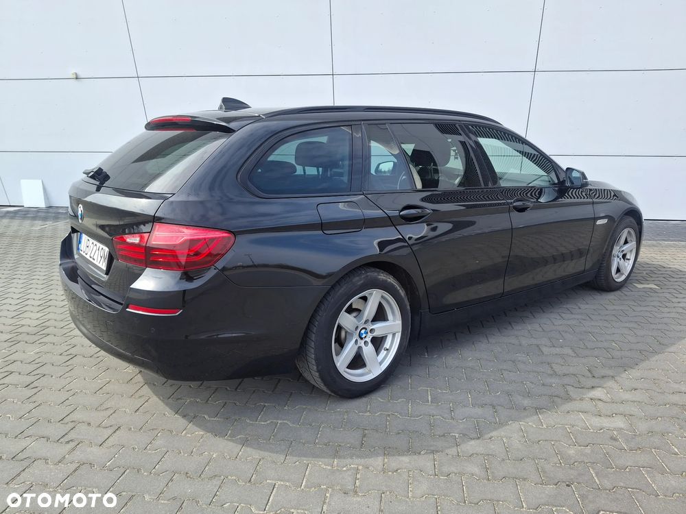 BMW Seria 5 518d Luxury Line - 3